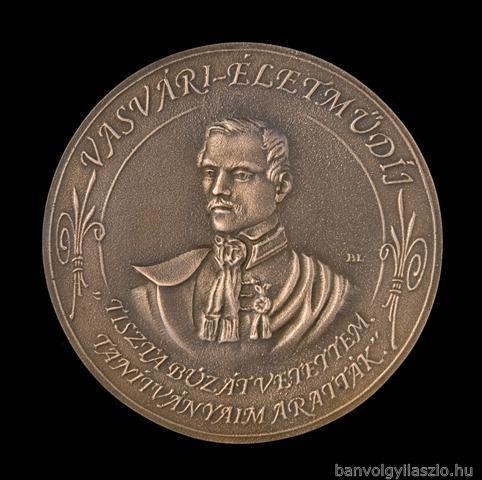 Brončana medalja životnog djela Vašvari