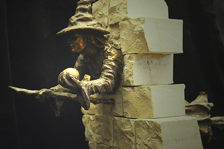 Brončana statueta Szegedske vještice