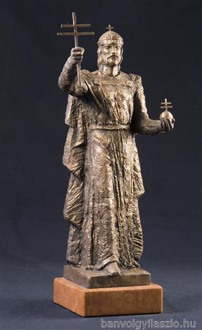 Szent István bronz kisplasztika
