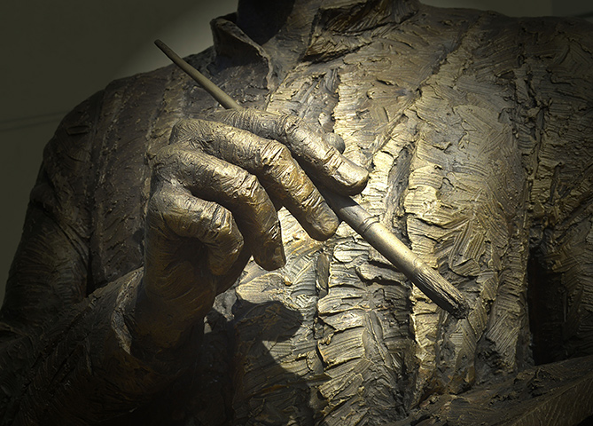 Zoltanfy Ištvan brončani kip Deszk