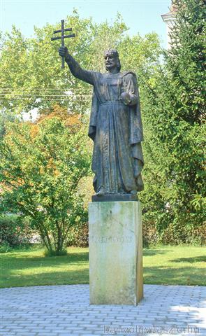 Szent István bronzszobor Bordány