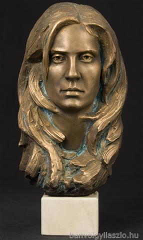 Zsuzsanna bronzportré