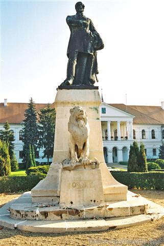 Kossuth Lajos Denkmal, Makó