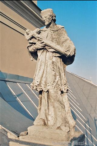 Nepomuki Heileiger János Statue,Hajós