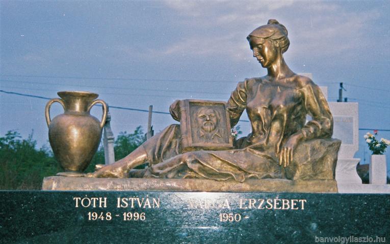 Grabdenkmal, Bronze,Granit Akasztó